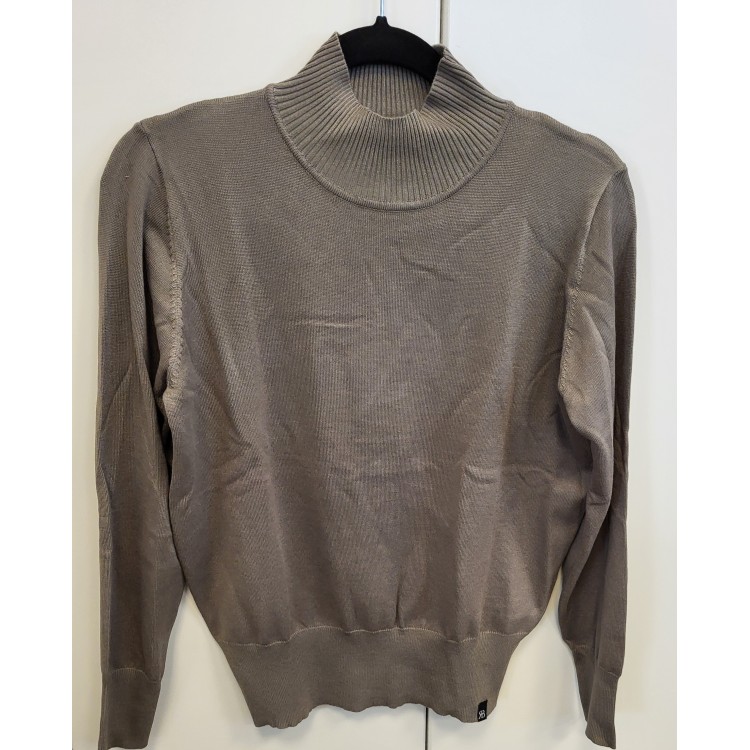 Red Button Turtleneck Khaki Red Button Turtleneck Khaki